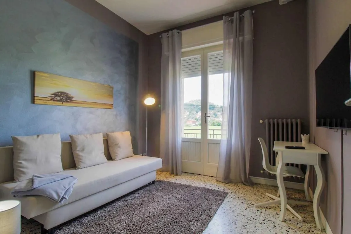Tuscan Welcome - Elegant Apartment With Balcony Pieve a Nievole Italy